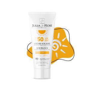 Crème solaire SPF 50 de Julia & Rose offrant une haute protection, enrichie à l'huile d'argan, sans effet gris, adaptée au visage et au corps.